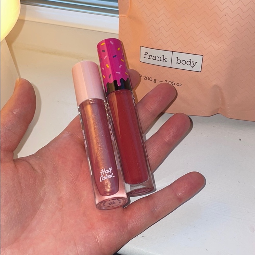 Gloss set 1 is matte